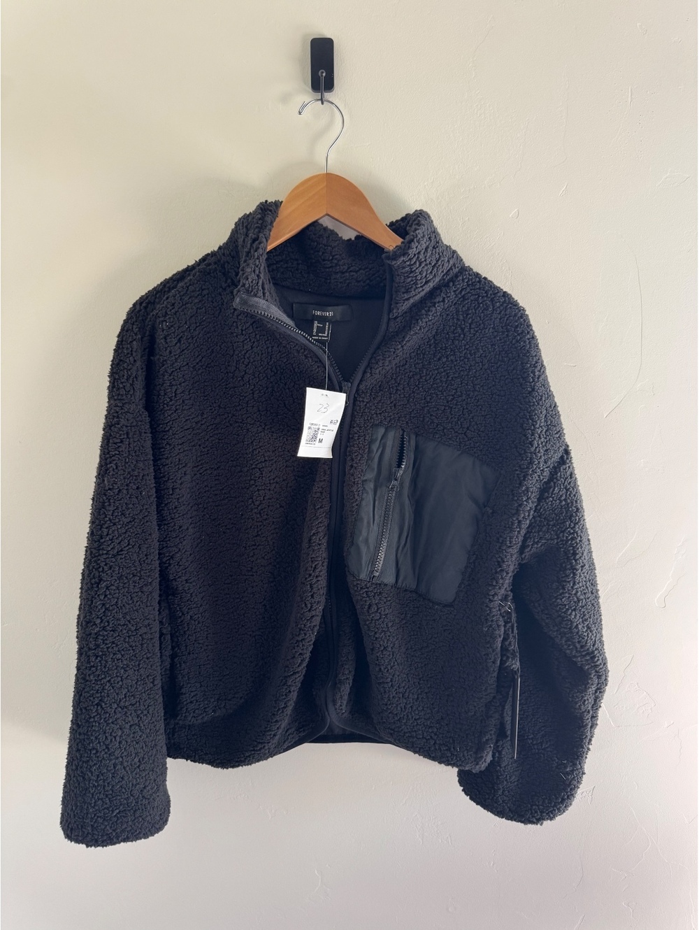 Forever 21 Black Sherpa Fleece Jacket – Size Medium – New With Tags